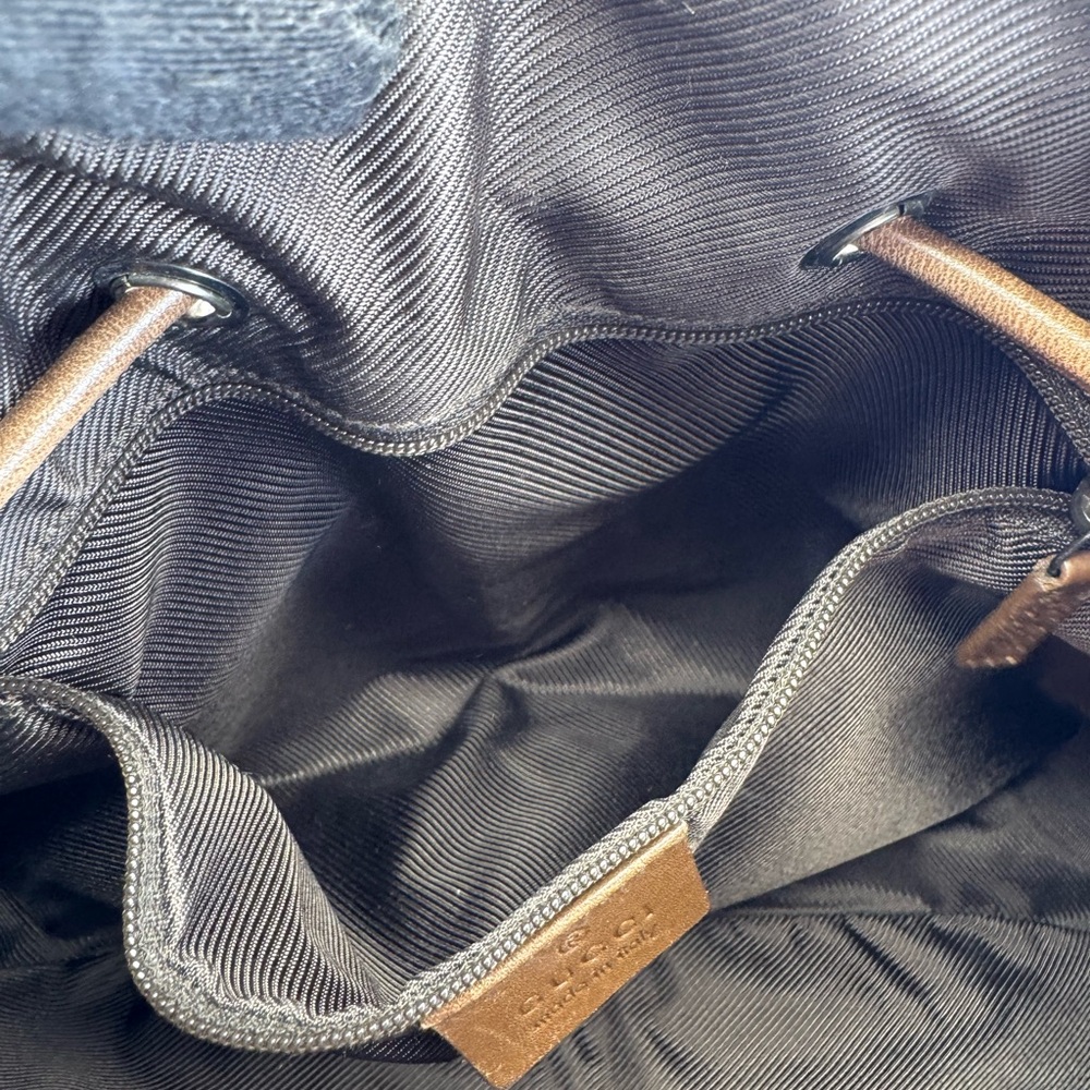 Gucci Vintage Classic GG Monogram Drawstring Shoulder Bag - Picture 13 of 16